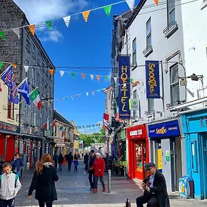 Snoozles Quay Street Tourist Galway